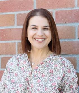 Abby Mars headshot